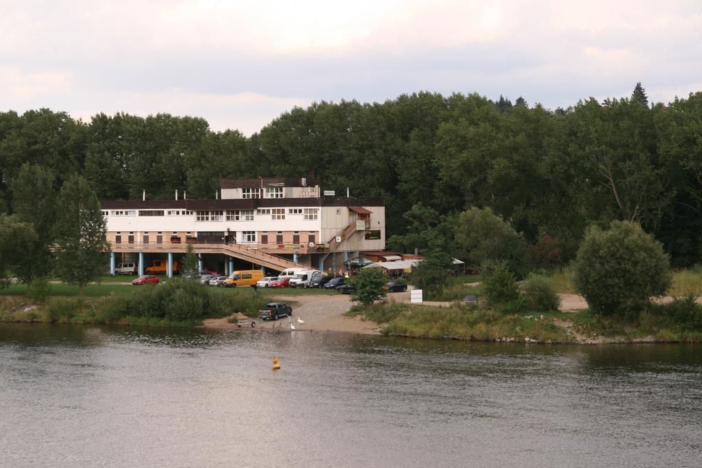 פראג Hostel Boathouse מראה חיצוני תמונה