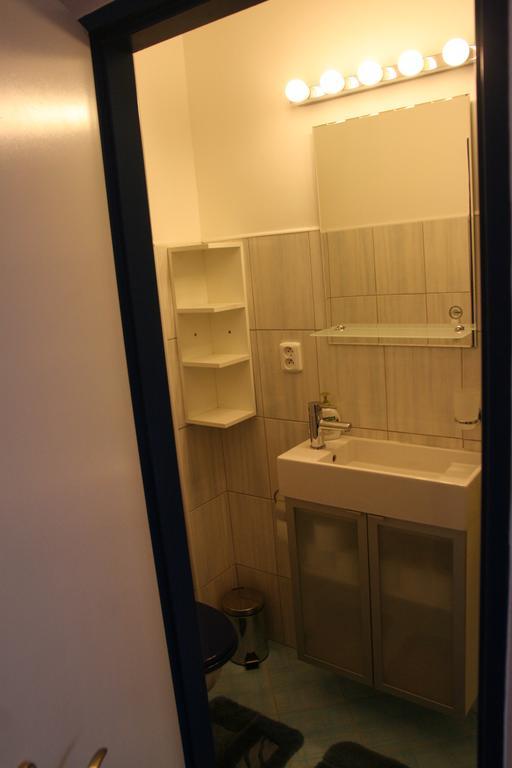 פראג Hostel Boathouse מראה חיצוני תמונה